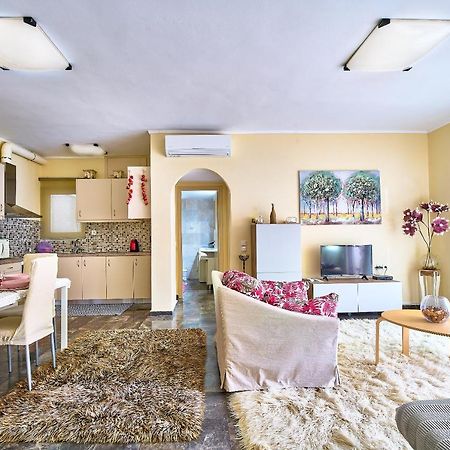 Spyridon Apartment In Chania Chania  Bagian luar foto